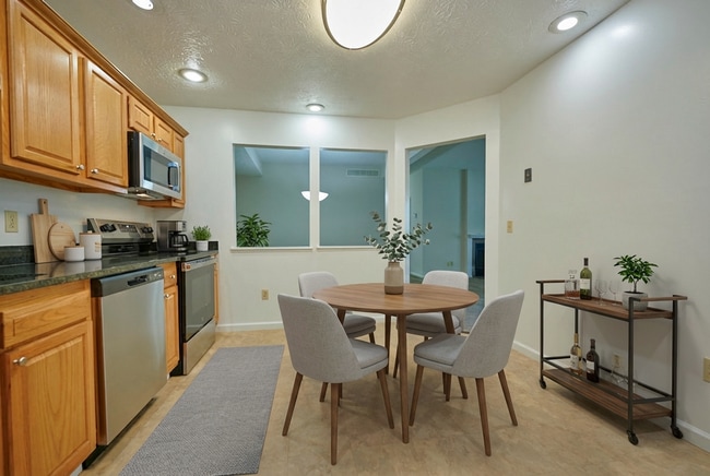 Photo - Grand Bay Apartments and Townhomes