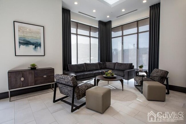 Photo - 2106 Pine Valley Wy