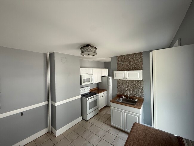 Photo - 48 Nesbit Avenue Unit 1st Floor