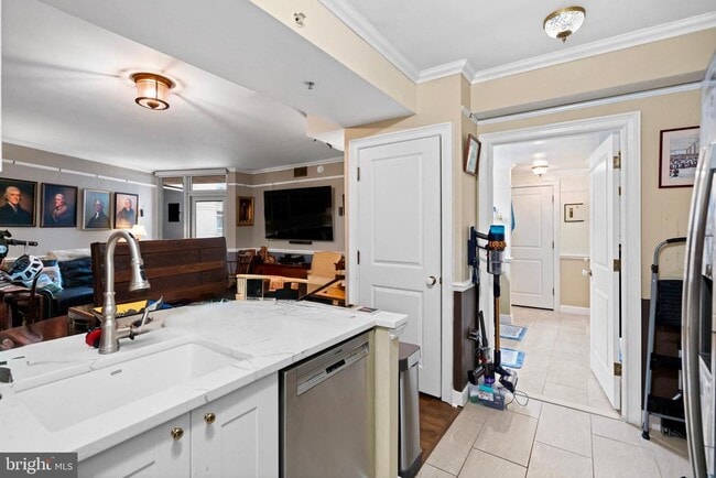 Photo - 555 Massachusetts Ave NW Unit 815