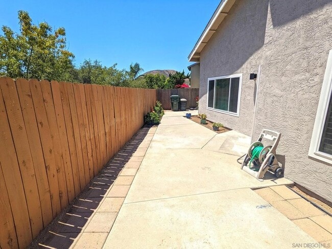 Photo - 343 Rolling Hills Ln