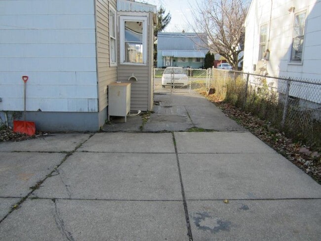 Photo - 127 Texas St