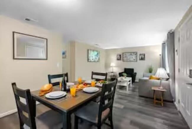 Photo - 6208 S Elberon St