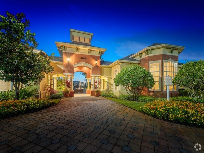 Building Photo - Courtney Chase Rental