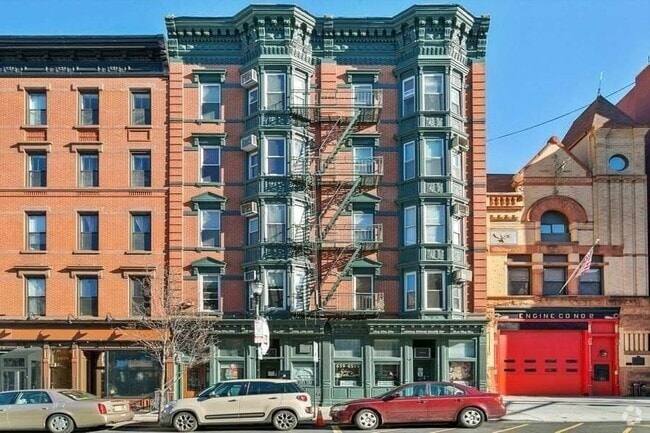 Building Photo - 1315 Washington St Unit 5C Rental