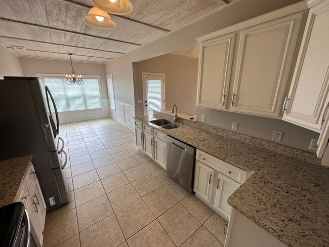 Photo - 400 Old Kennedy Ln