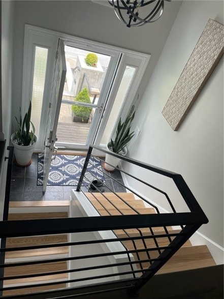 Photo - 83 Whiting St