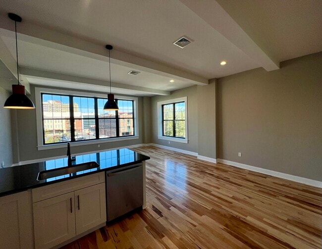 Building Photo - 116 S Main St Unit 204 Rental