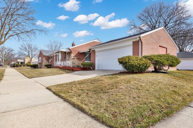 Photo - 9301 W Auer Ave