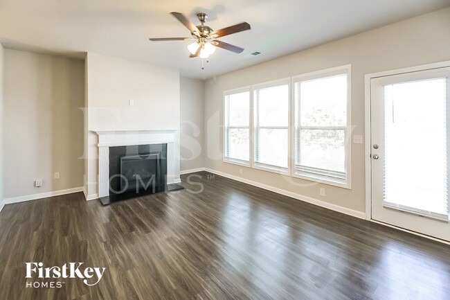 Photo - 3412 Baylor Cir