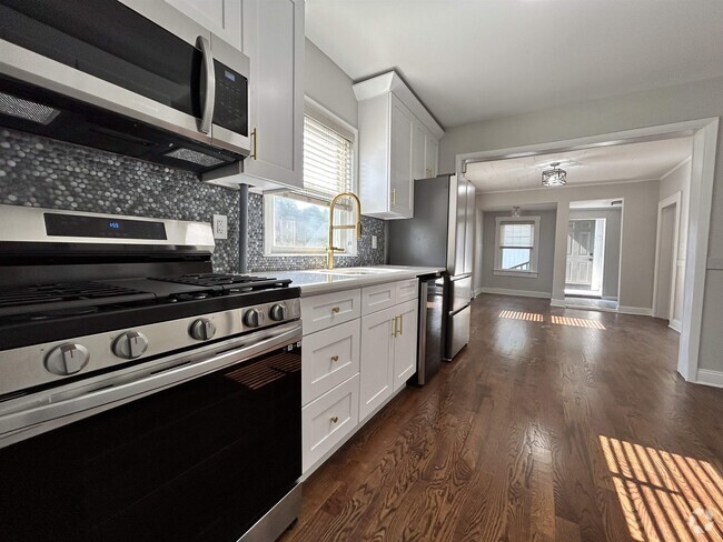 Building Photo - 10 Morton St Unit 1 Rental