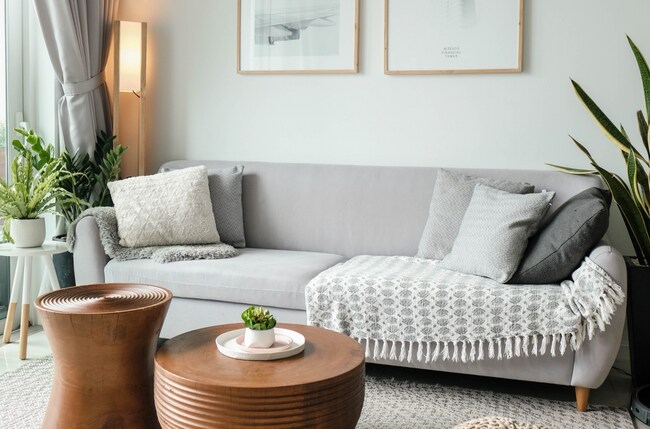 Photo - 445 Revolution Dr