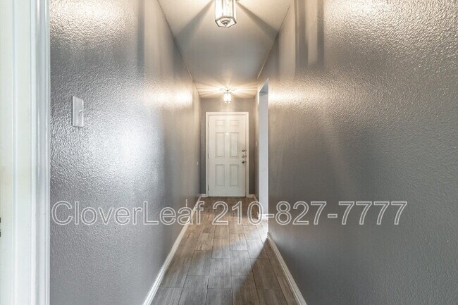 Photo - 229 Hereford St