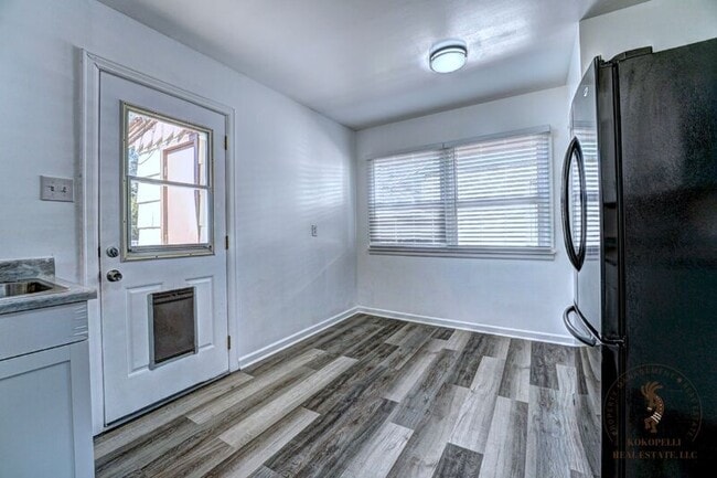 Photo - 1355 Mesa Ave