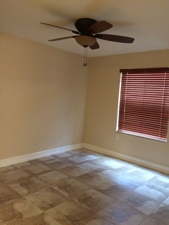 Photo - 15591 SW 105th Terrace Unidad 5110