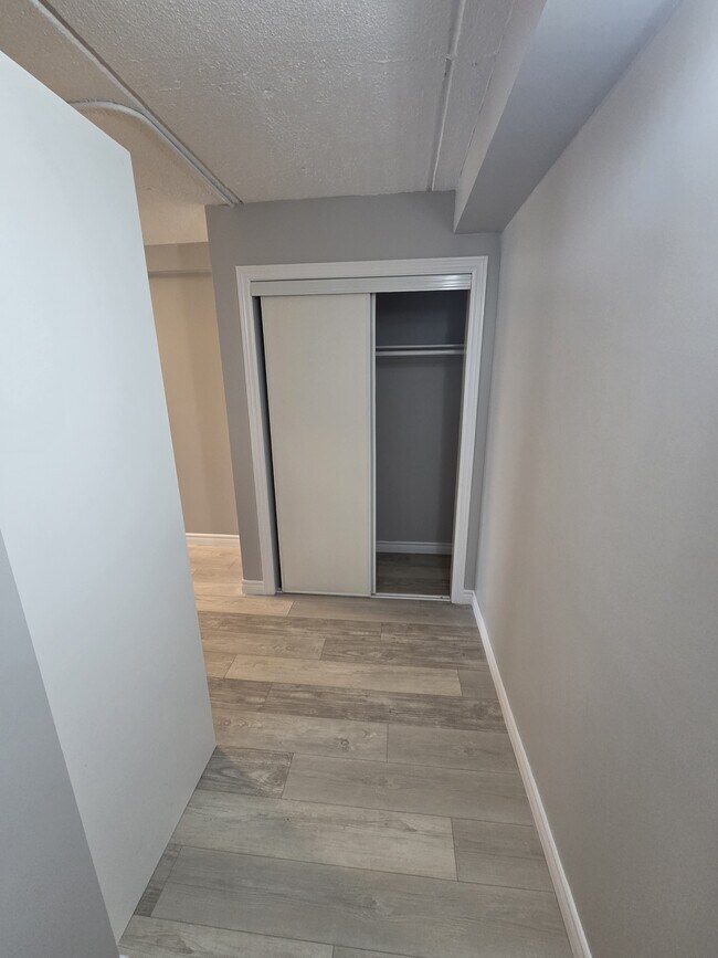 Photo - 251 Erb St. W Unité #1