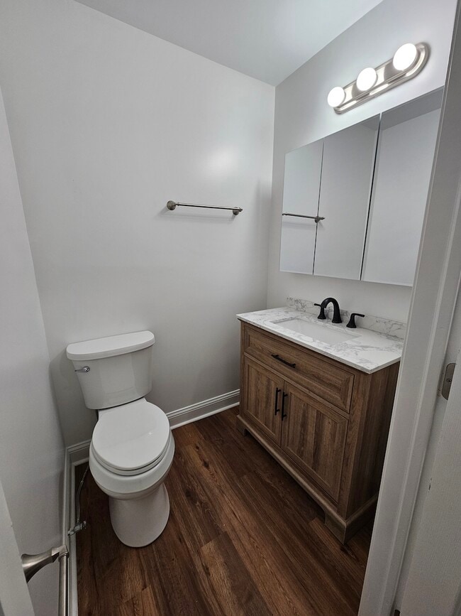 Photo - 61 Edwards Ave