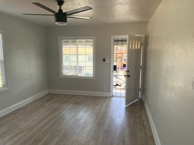 Photo - Beautiful Rodeo 2 bedroom 1 bath