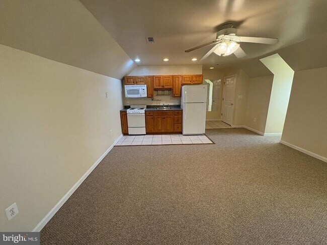 Photo - 116 Hanover Pike