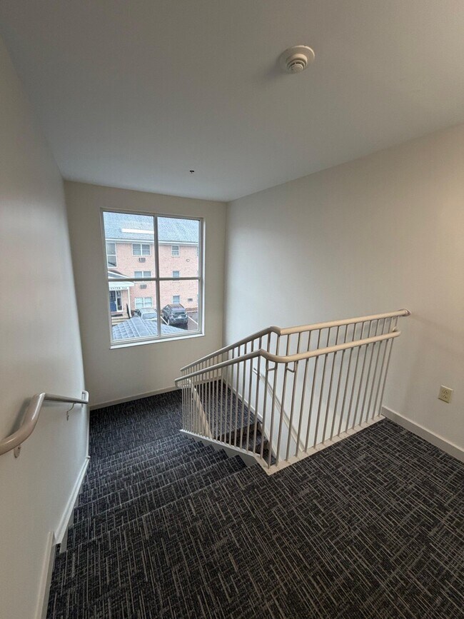 Austin Manor Apartments