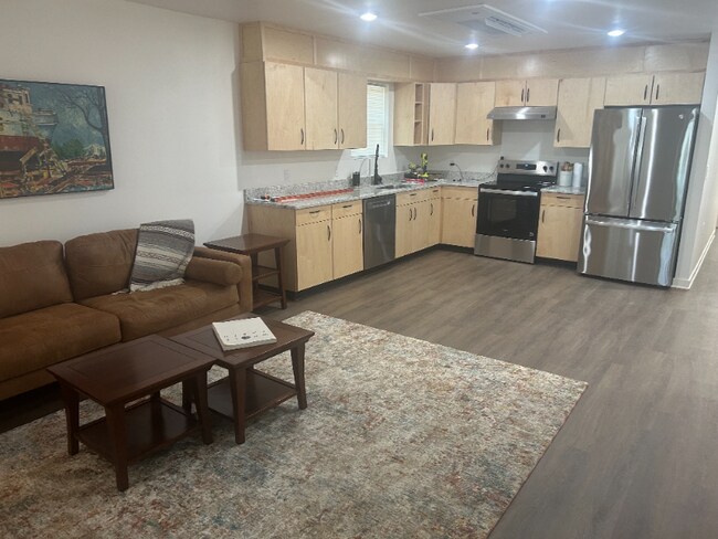 Photo - 144 N Coolwell Rd