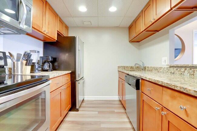 Photo - 401 12th St S Unidad GO FL8-ID1038991P