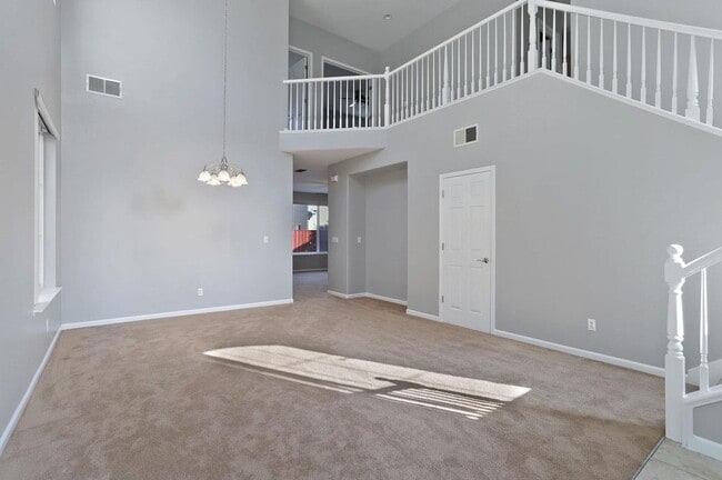 Photo - 353 Rosebriar Pl