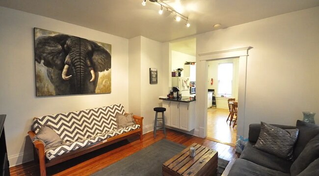 Photo - 456-458 Sycamore St Unidad 458