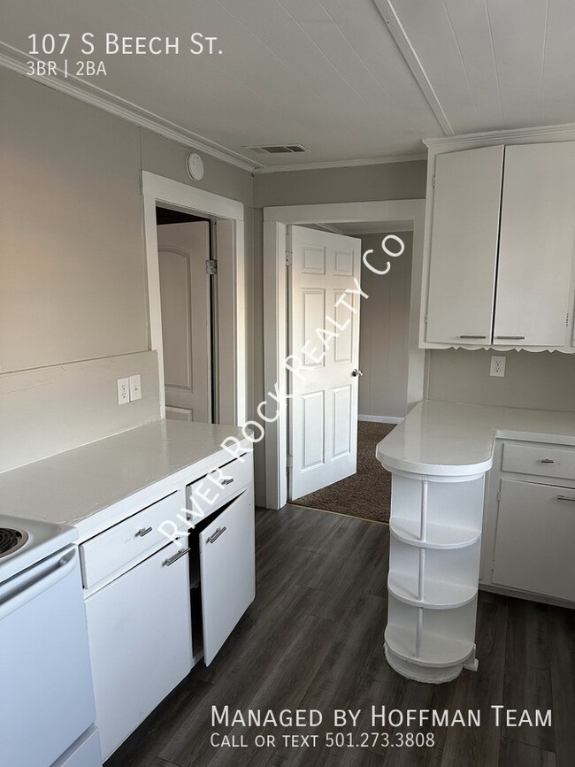 Photo - 107 S Beech St