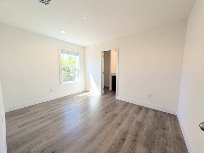400 Sulphur Bank Dr