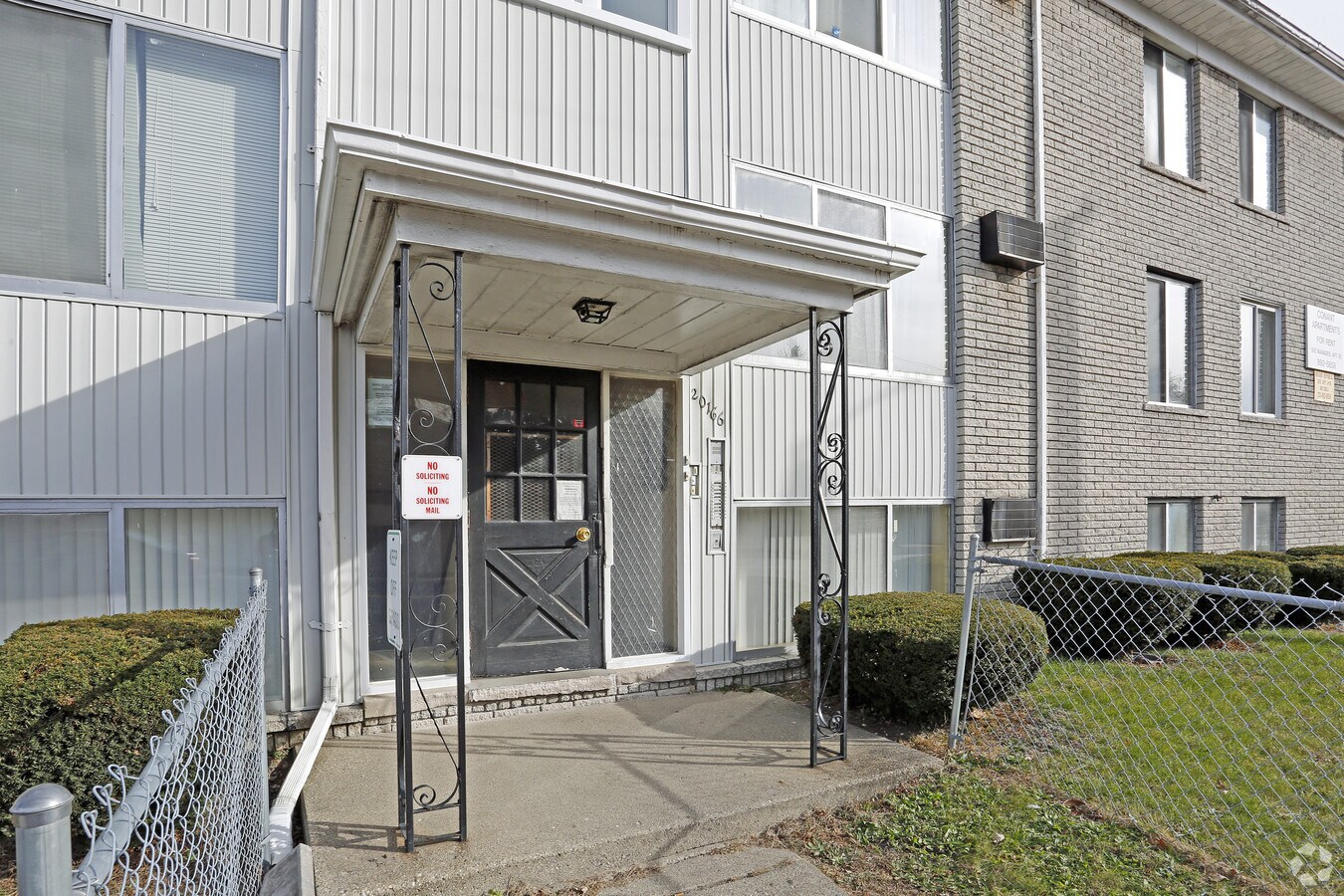 Conant Apartments - Conant Apartments