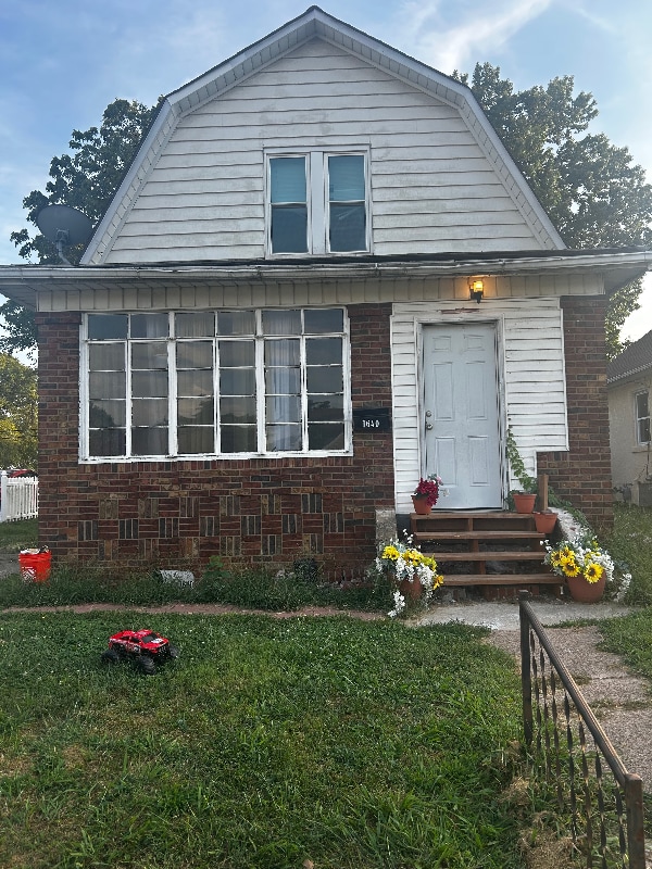 Building Photo - 1640 4th St Rental