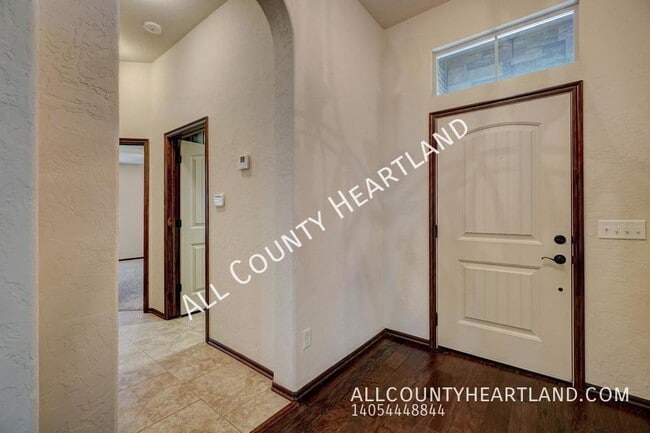 Photo - 232 SW 169th St