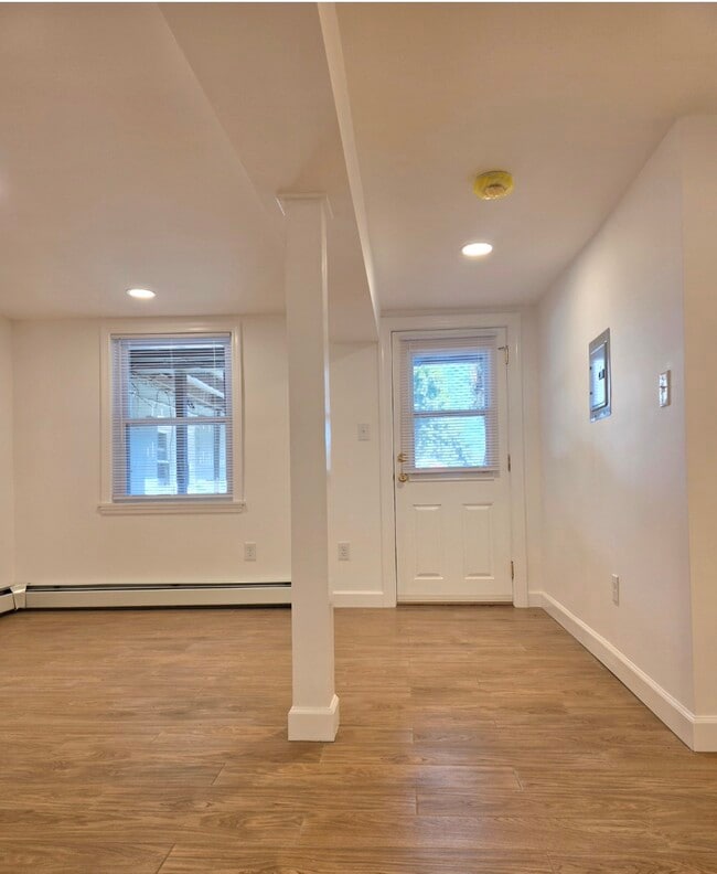 Photo - 114 Woodbridge Ave