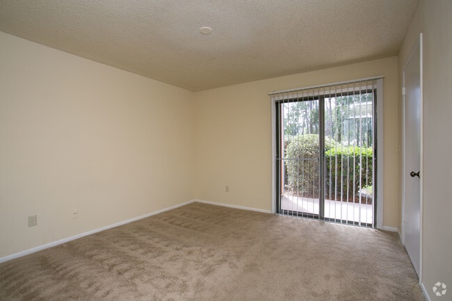 Photo - Victoria at Orange Park