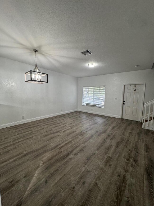 Photo - 1133 Colonial Palms Way