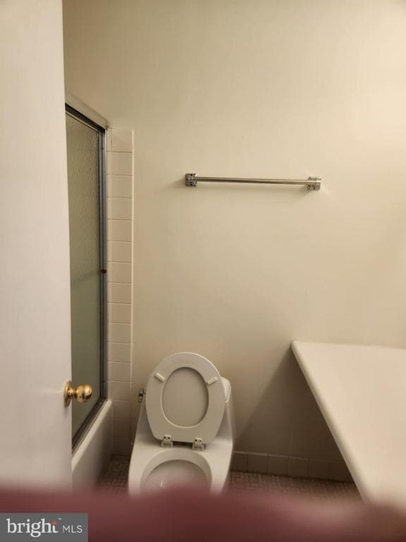 Photo - 10224 Dedaker St