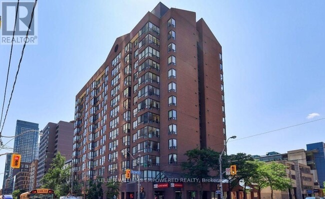 Photo - 117 Gerrard St E Unit 609