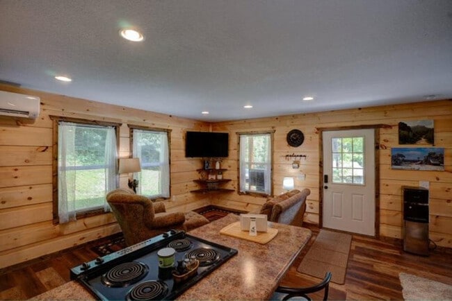 Photo - 644 Gladdens Creek Rd Unit ID1268188P