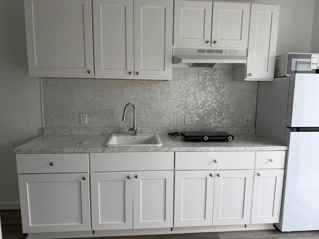 Photo - Arlington Unit C