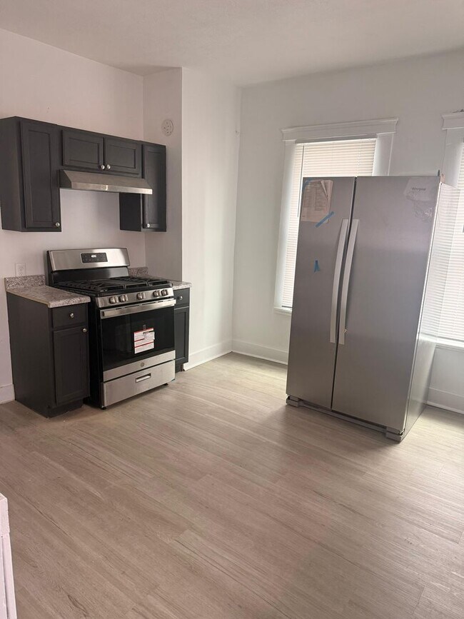 Photo - 10817 Hull Ave