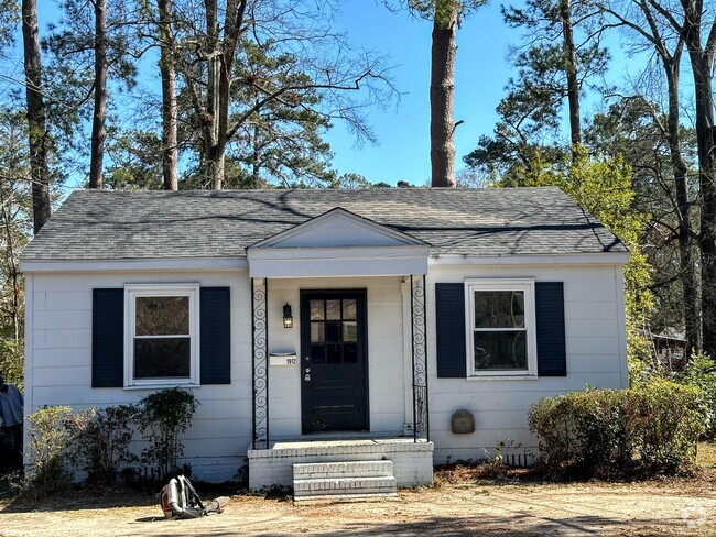 Building Photo - AFFORDABLE 2BEDROOM 1 BATH W/ SPACIOUS FEN... Rental