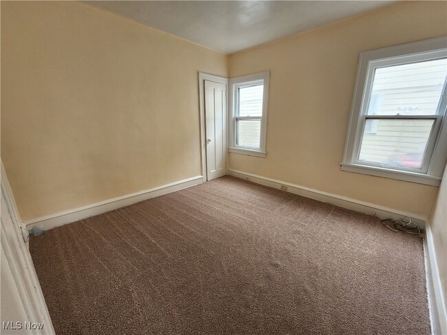 Photo - 820 Helmsdale Rd Unit 820