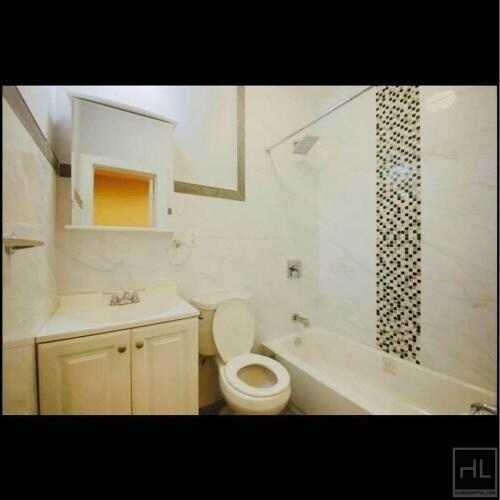FREEMAN STREET - FREEMAN STREET Apartment Unit 3