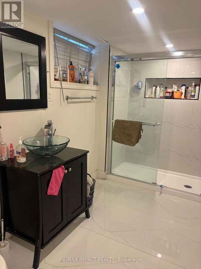 Photo - 20 Gillrie Ct