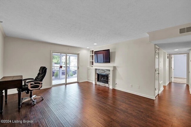 Building Photo - 4208 Browns Ln