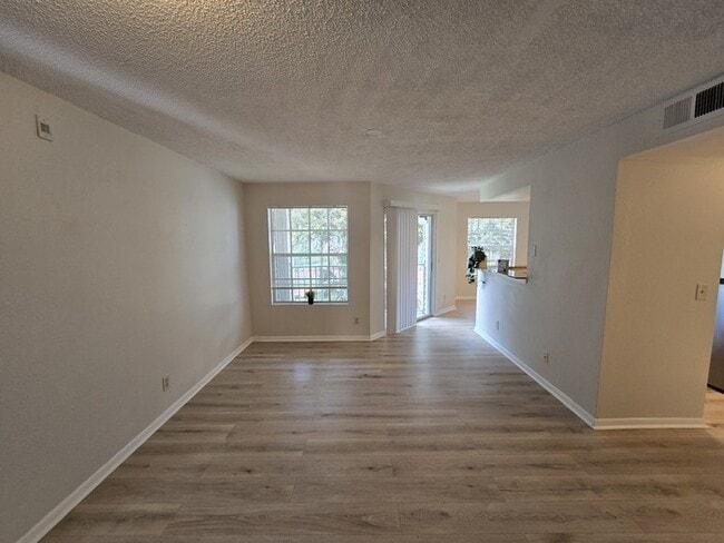 Photo - Charming 1 Bed 1 Bath in I District of Orl...