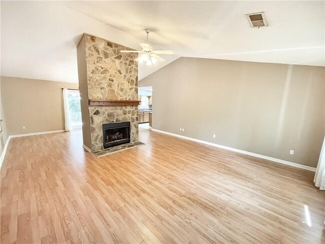 Photo - 1497 Chaseway Cir