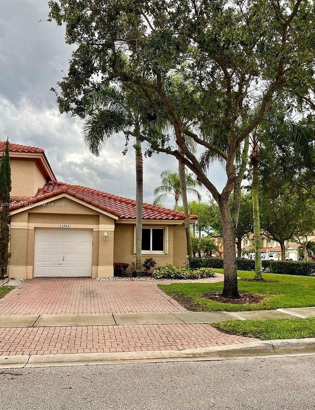 Building Photo - 12584 NW 57th Pl Rental