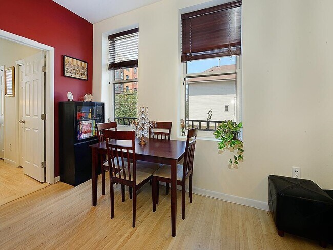 Photo - 456 9th St Unit 1